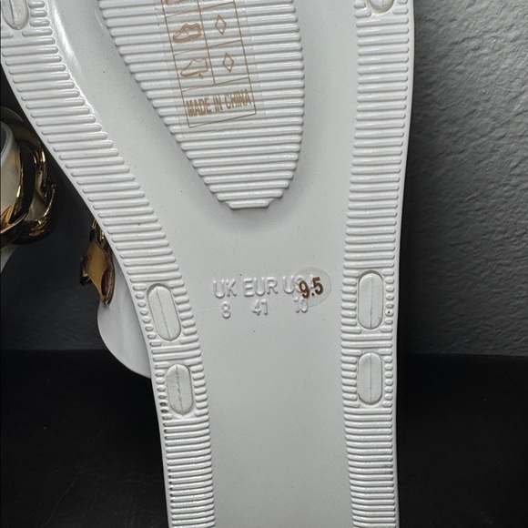 Lauren Lorraine White Sandals with Gold Chain - Picture 8 of 8